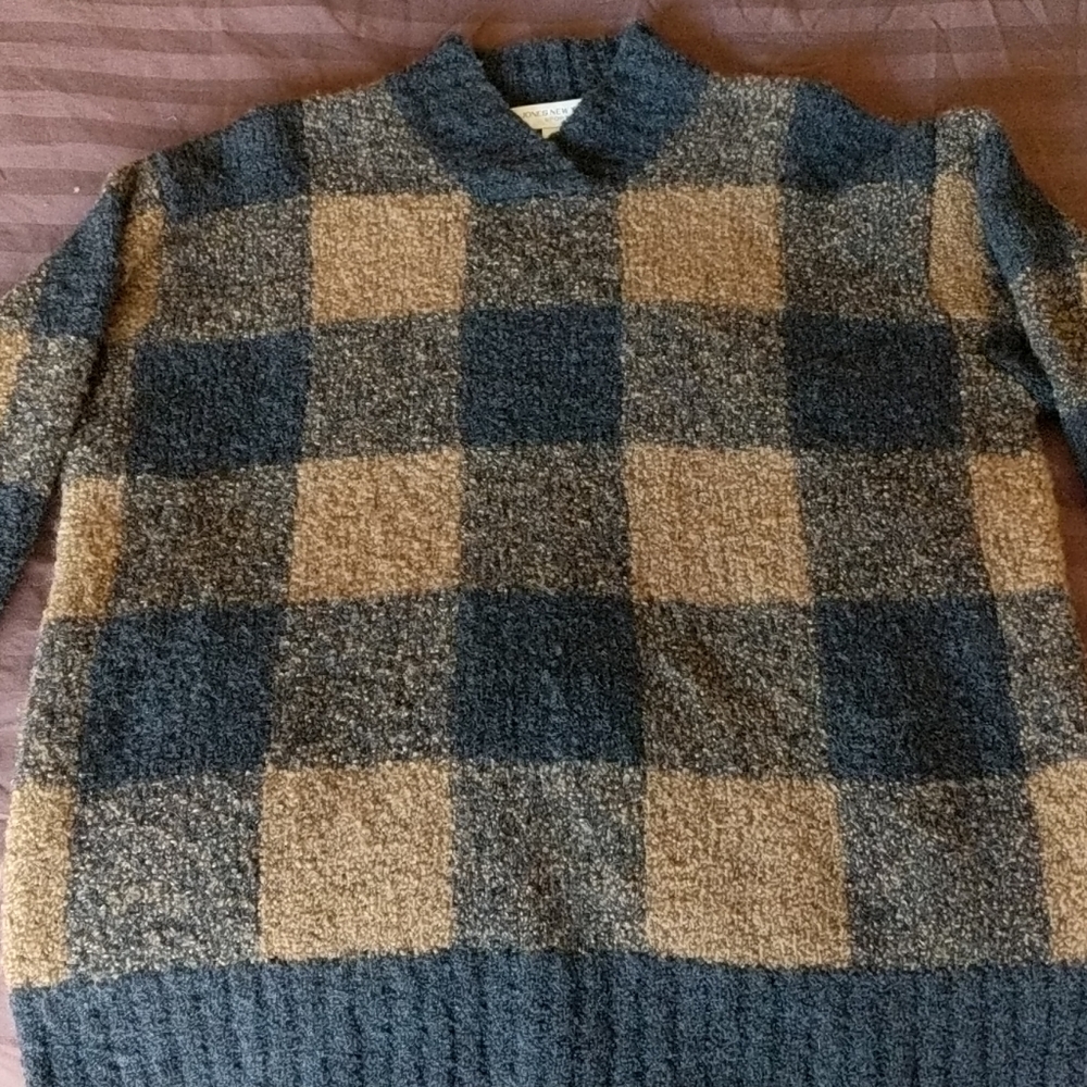 Black and tan squares sweater.
